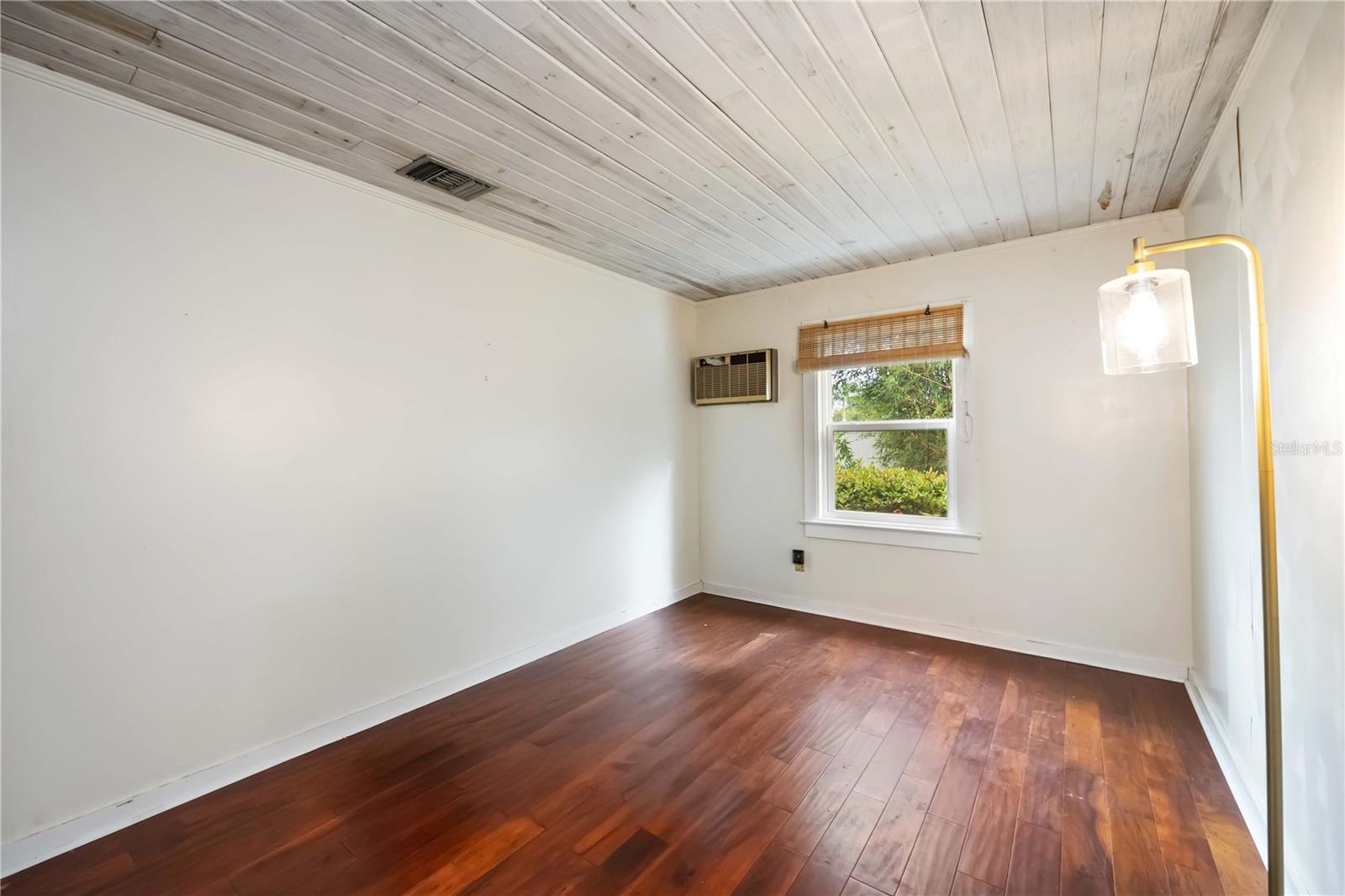 SHORE ACRES - Residential