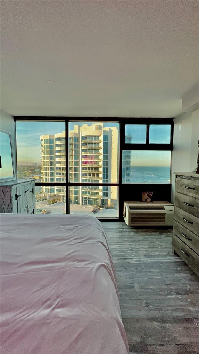 OCEANSIDE INN CONDO - Residential