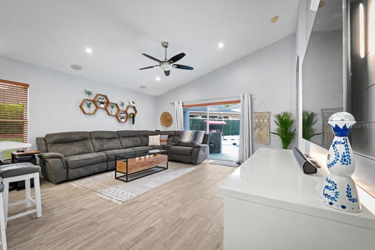 SPRING RIDGE PH 03 43/61 - Residential