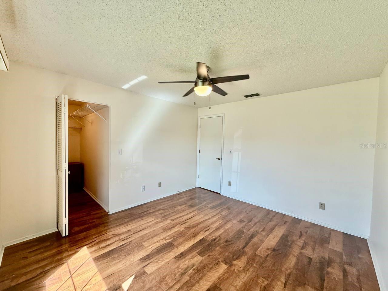 HIGHLAND LAKES - Residential Lease