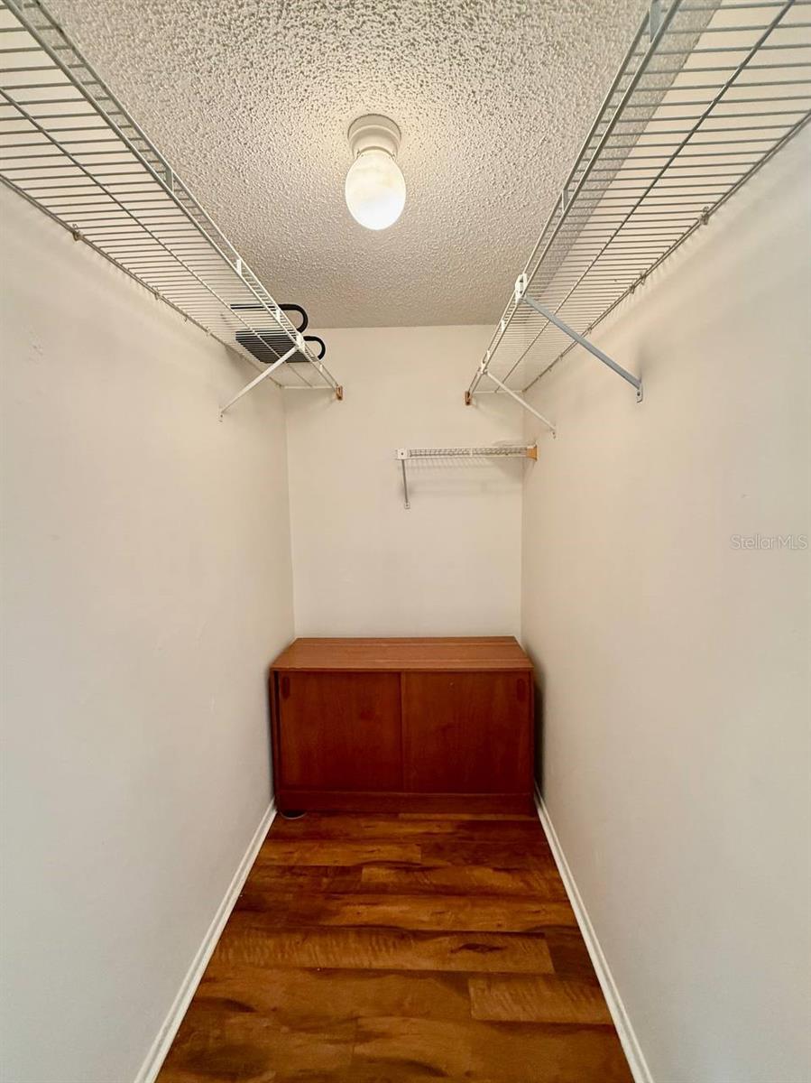 HIGHLAND LAKES - Residential Lease