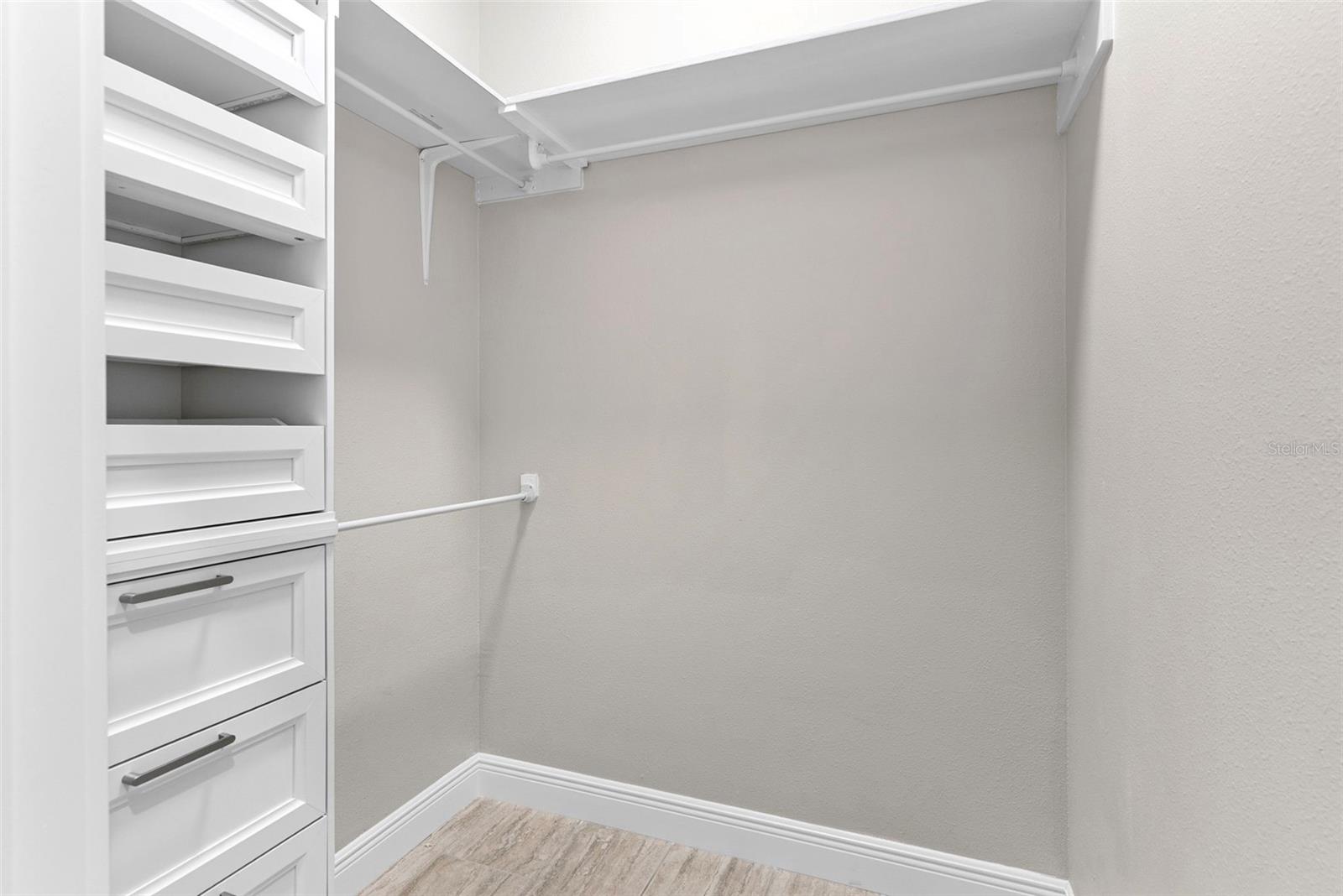 MARION OAKS 06 - Residential