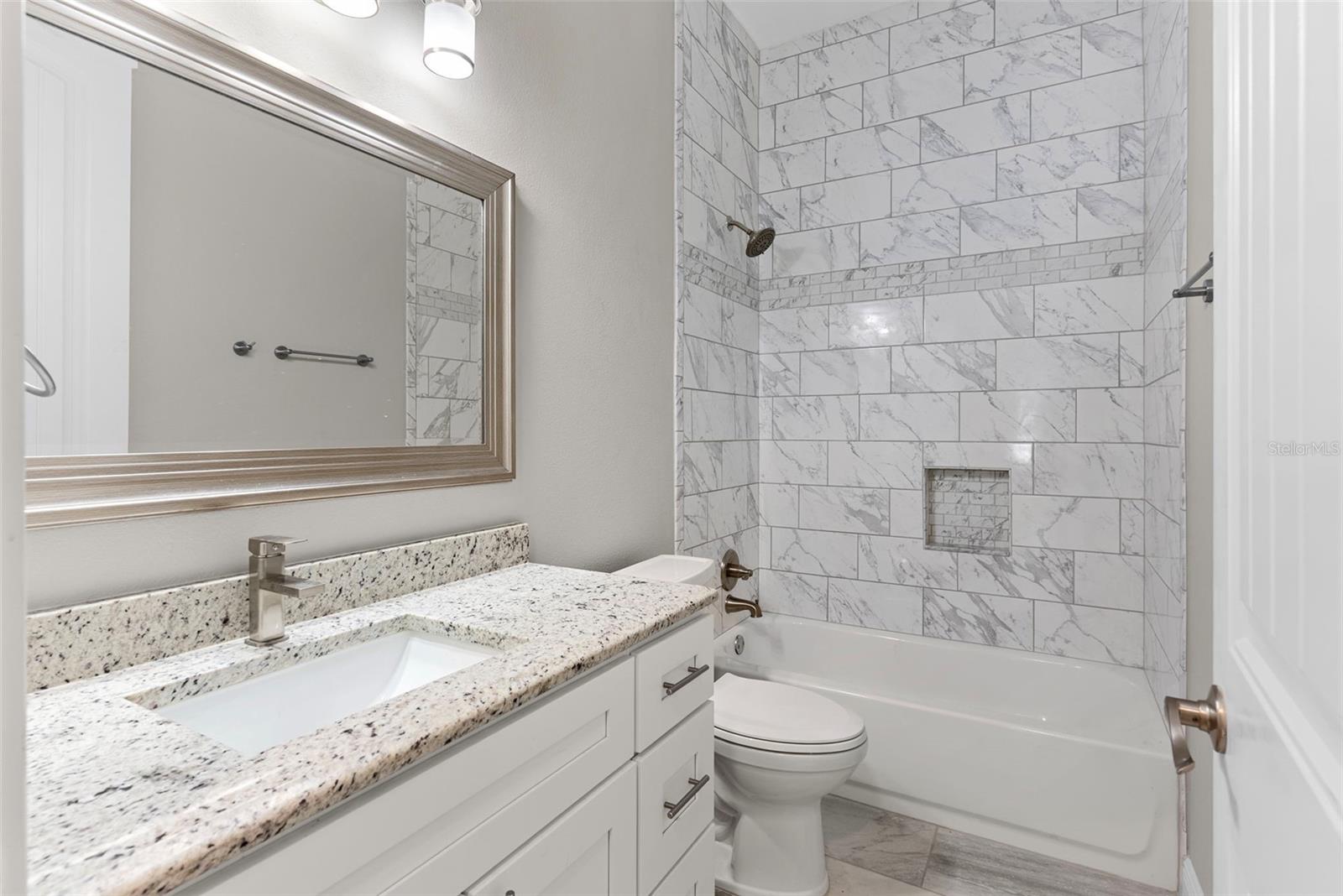 MARION OAKS 06 - Residential