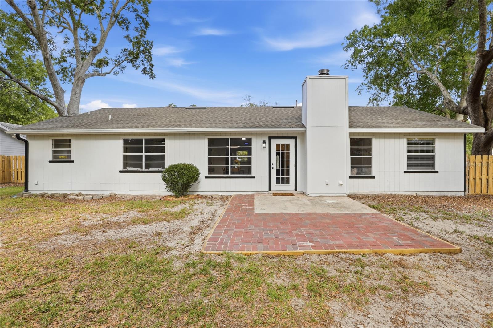 VICTORIA SQUARE CLUSTER - Residential