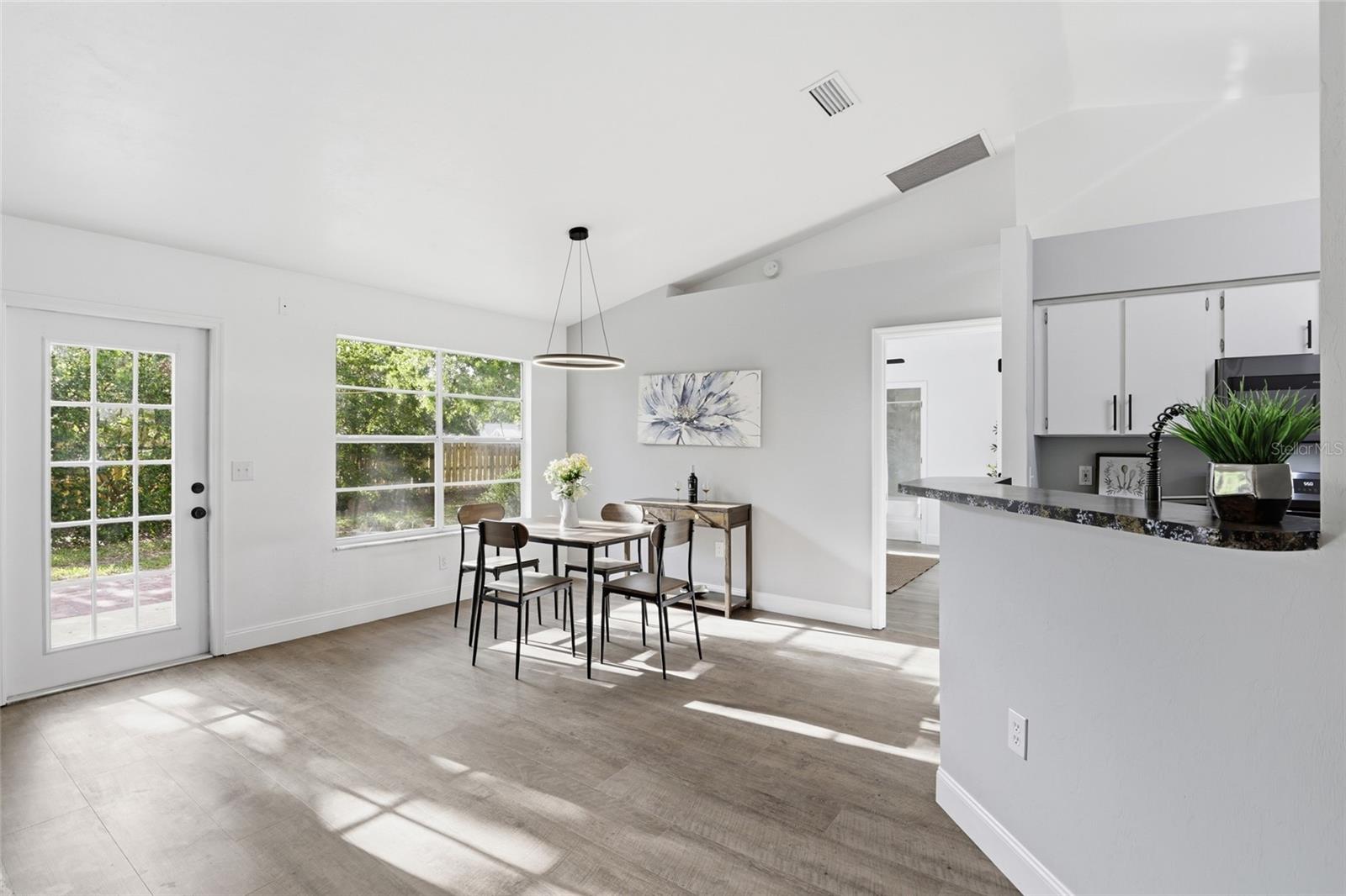 VICTORIA SQUARE CLUSTER - Residential