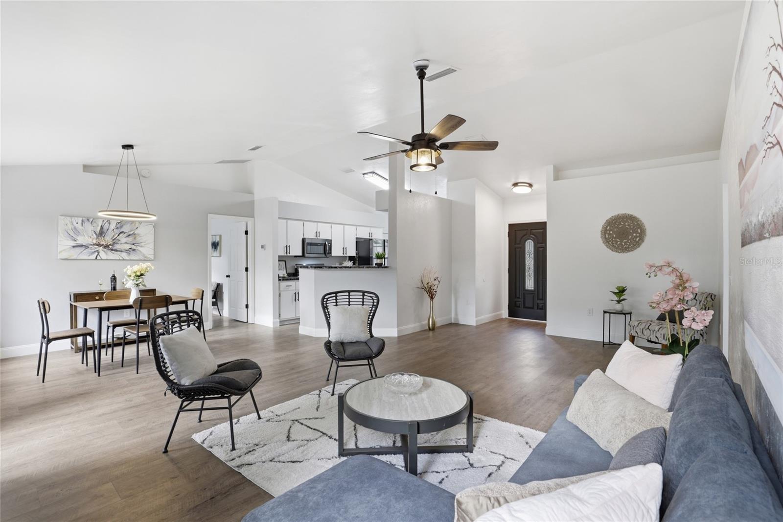 VICTORIA SQUARE CLUSTER - Residential