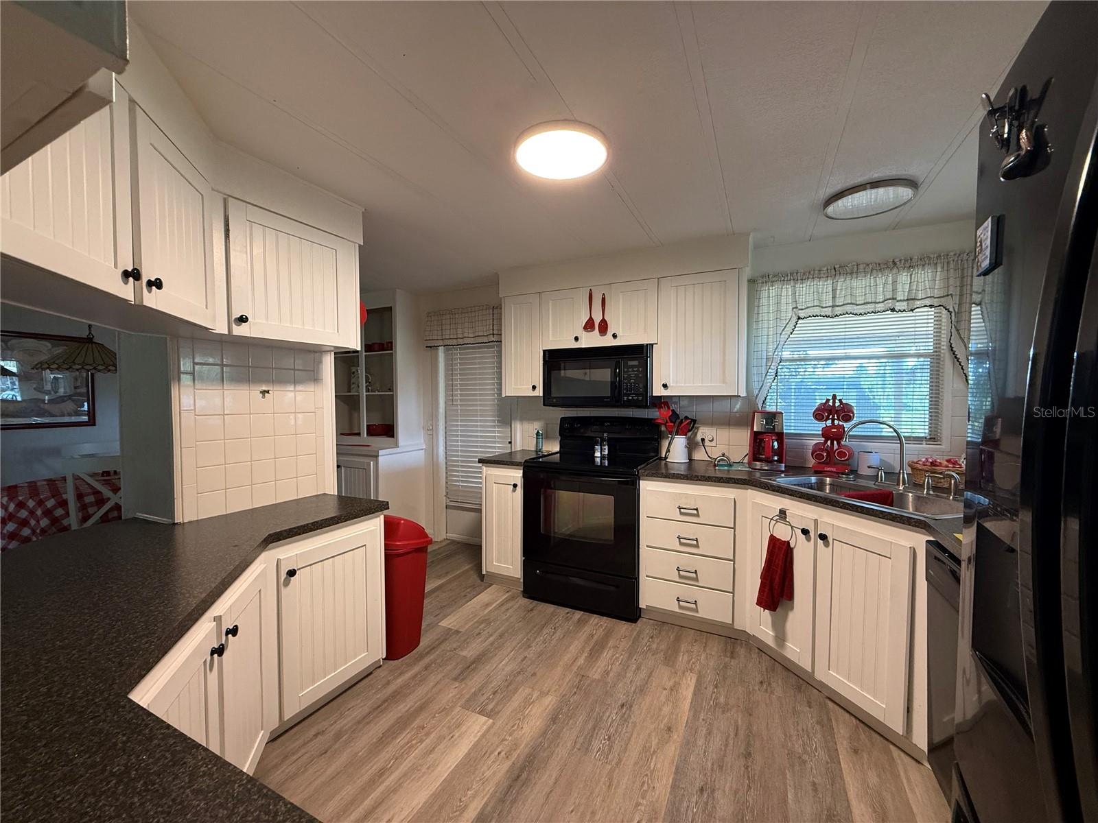 24 N BOBWHITE ROAD