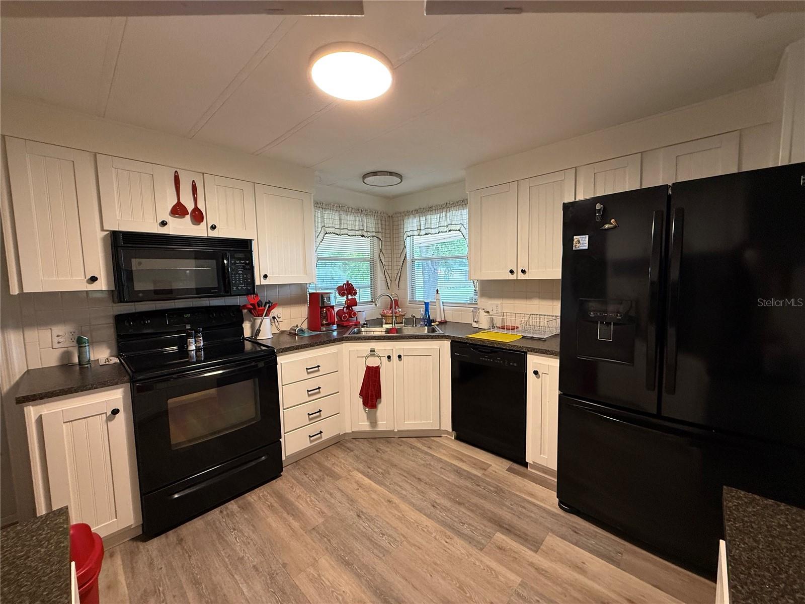 24 N BOBWHITE ROAD