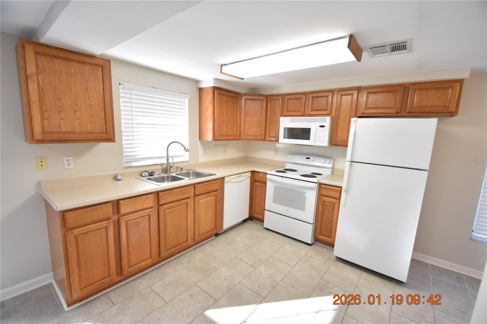 BARRINGTON SUB UNIT A - Residential Lease