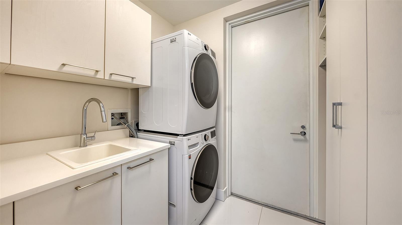 VUE SARASOTA BAY - Residential