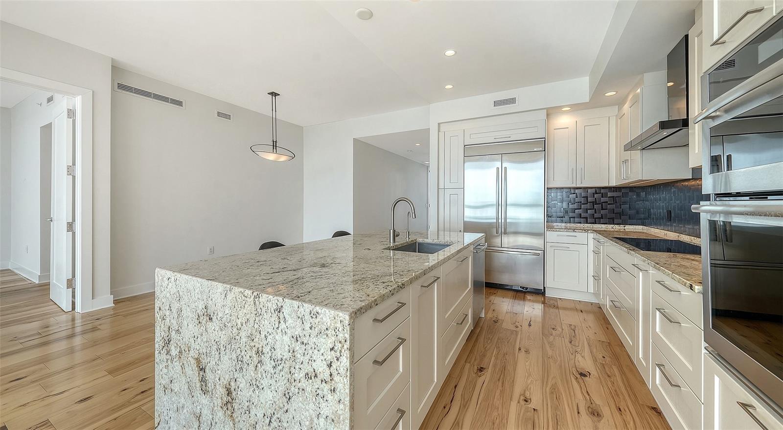 VUE SARASOTA BAY - Residential