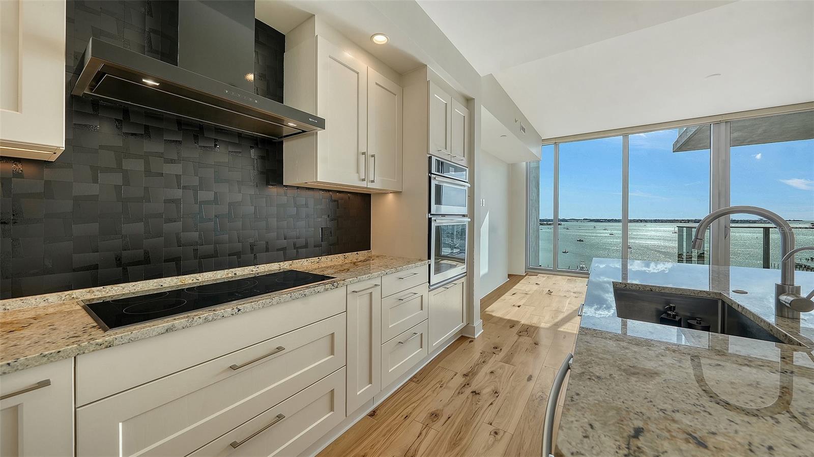 VUE SARASOTA BAY - Residential