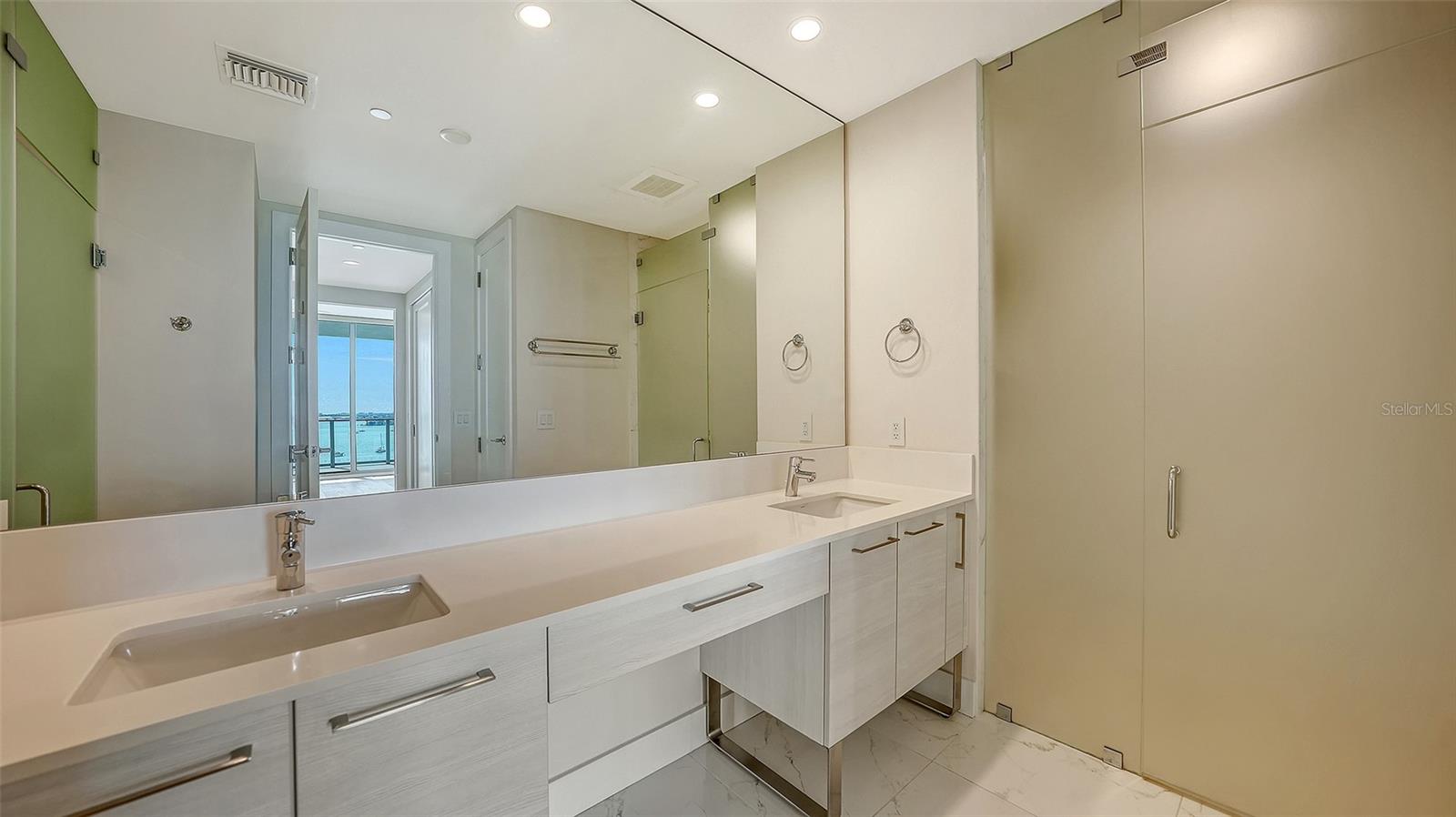 VUE SARASOTA BAY - Residential