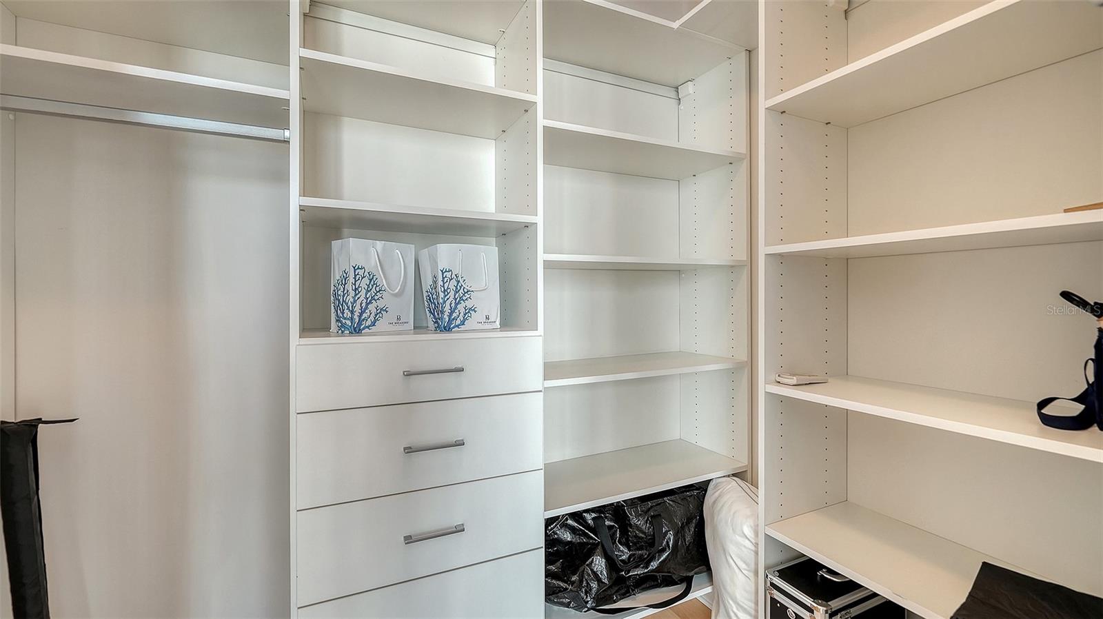 VUE SARASOTA BAY - Residential