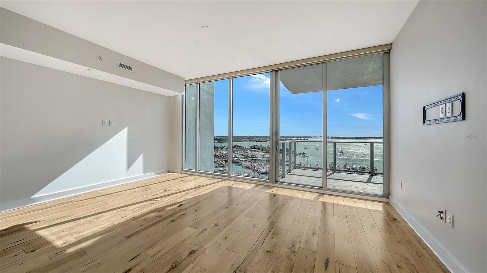 VUE SARASOTA BAY - Residential