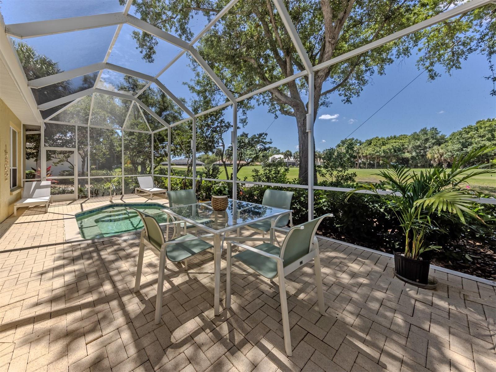 VENICE GOLF & COUNTRY CLUB - Residential
