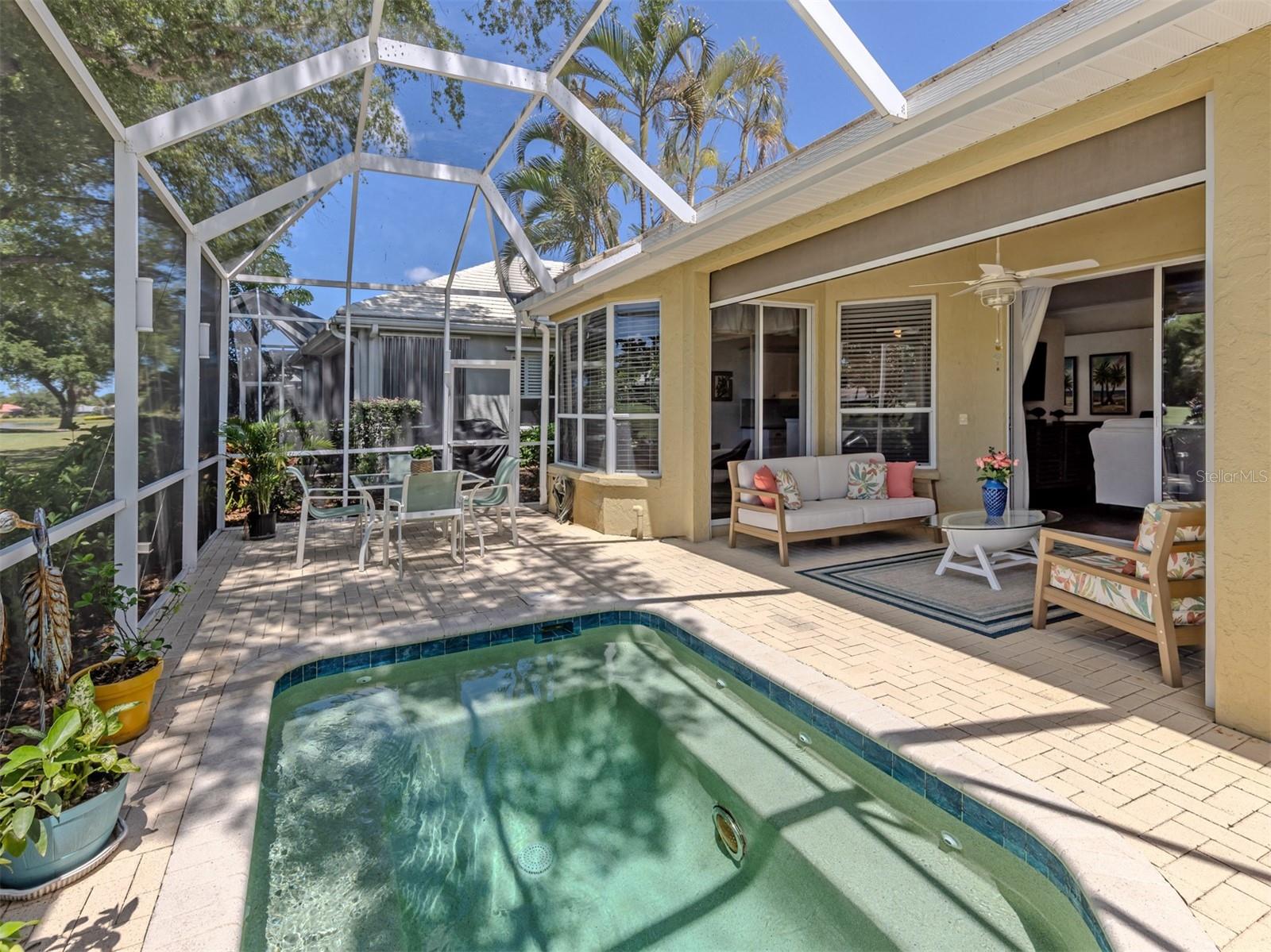 VENICE GOLF & COUNTRY CLUB - Residential