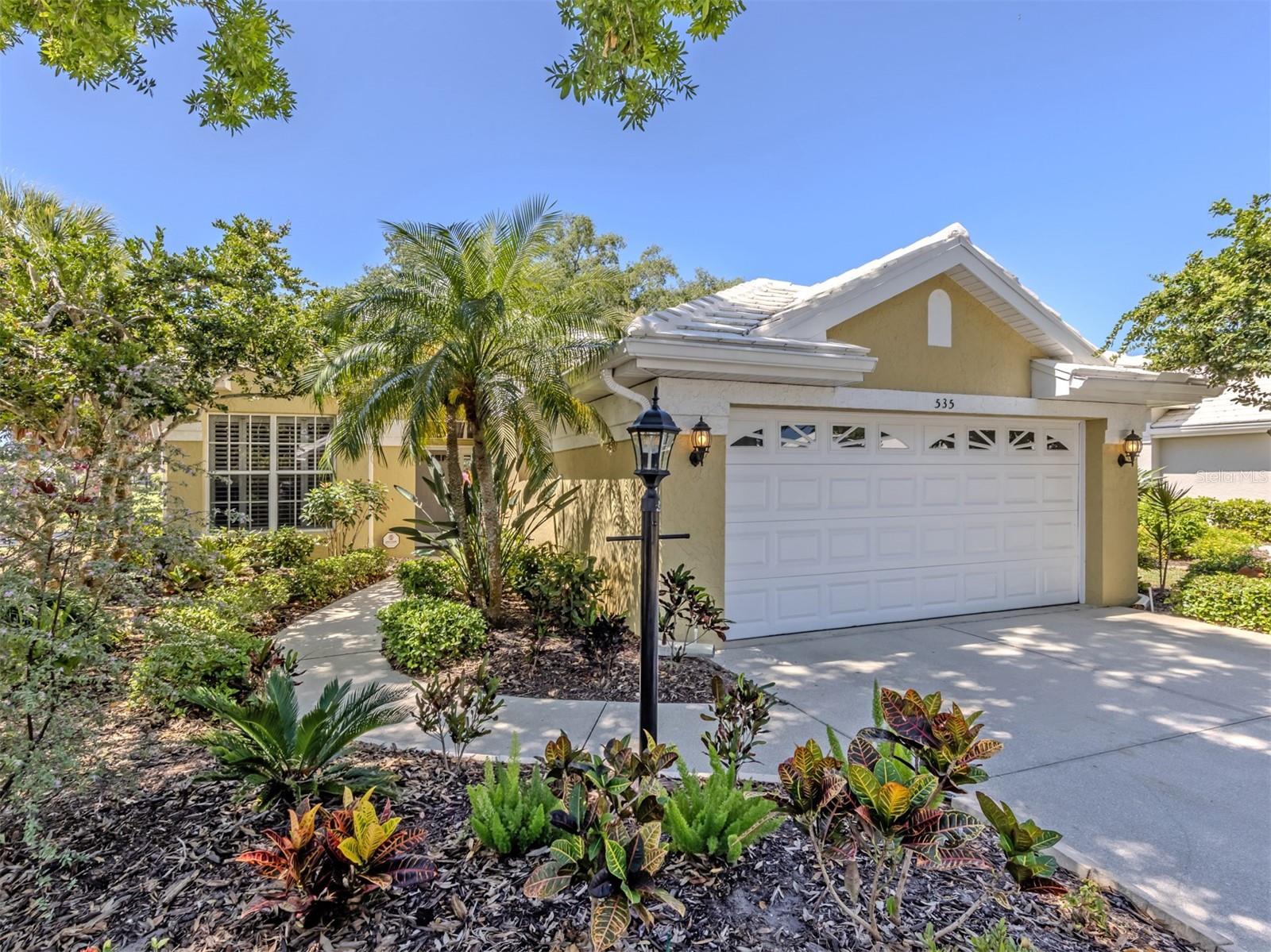 VENICE GOLF & COUNTRY CLUB - Residential