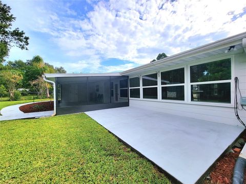 A home in WINTER HAVEN