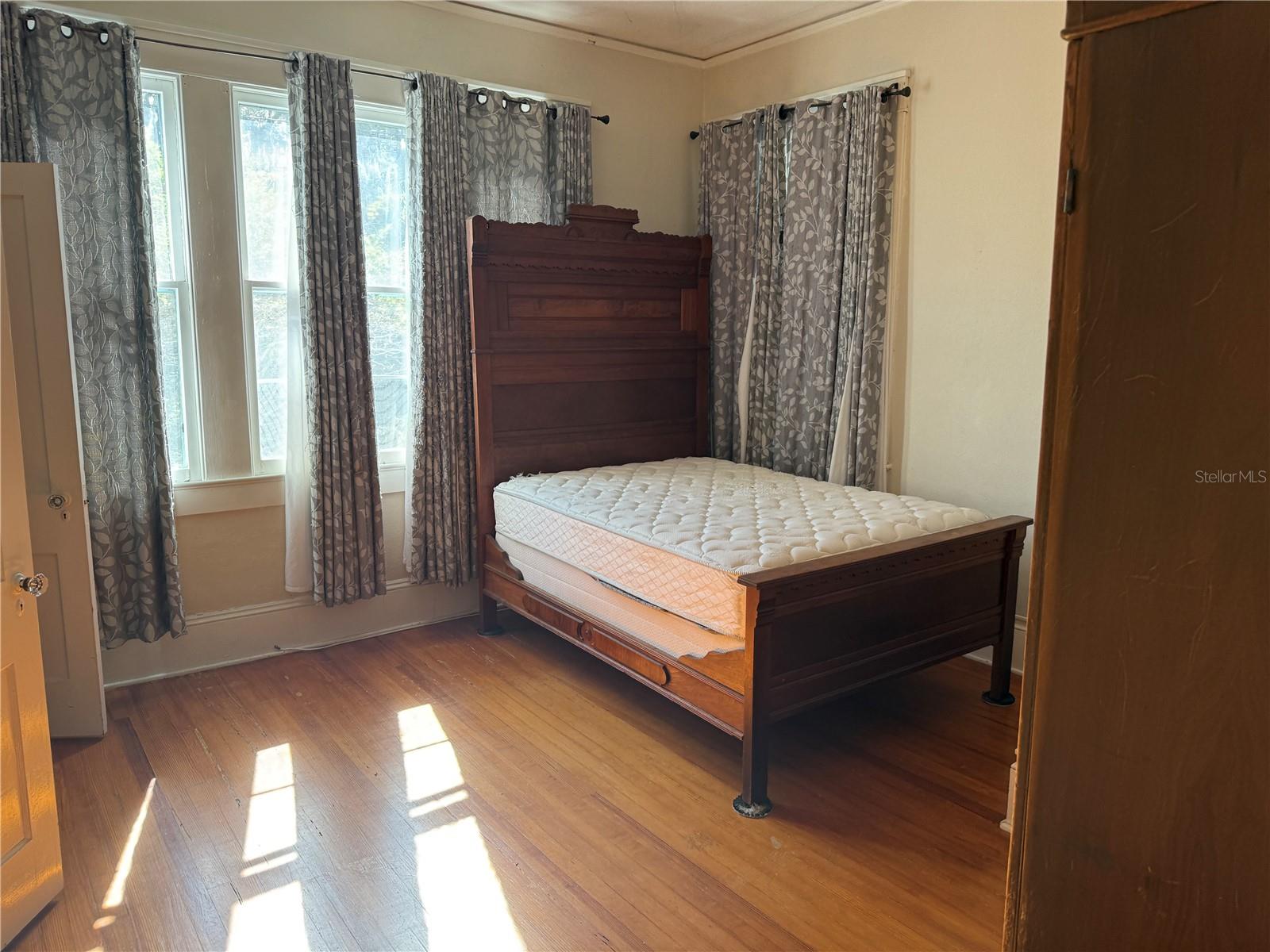 ELLIOT & LENGLE ADDN-HIGHLAND HEIGHTS - Residential