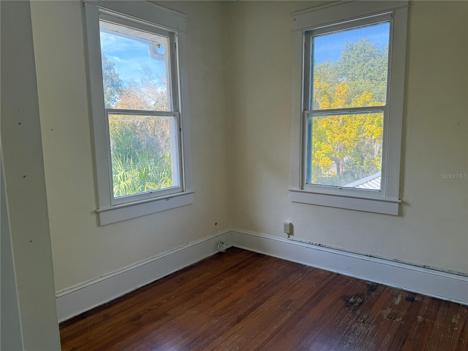 ELLIOT & LENGLE ADDN-HIGHLAND HEIGHTS - Residential