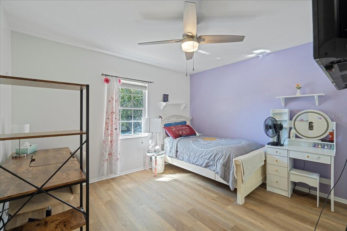 BAY OAKS CONDO - Residential