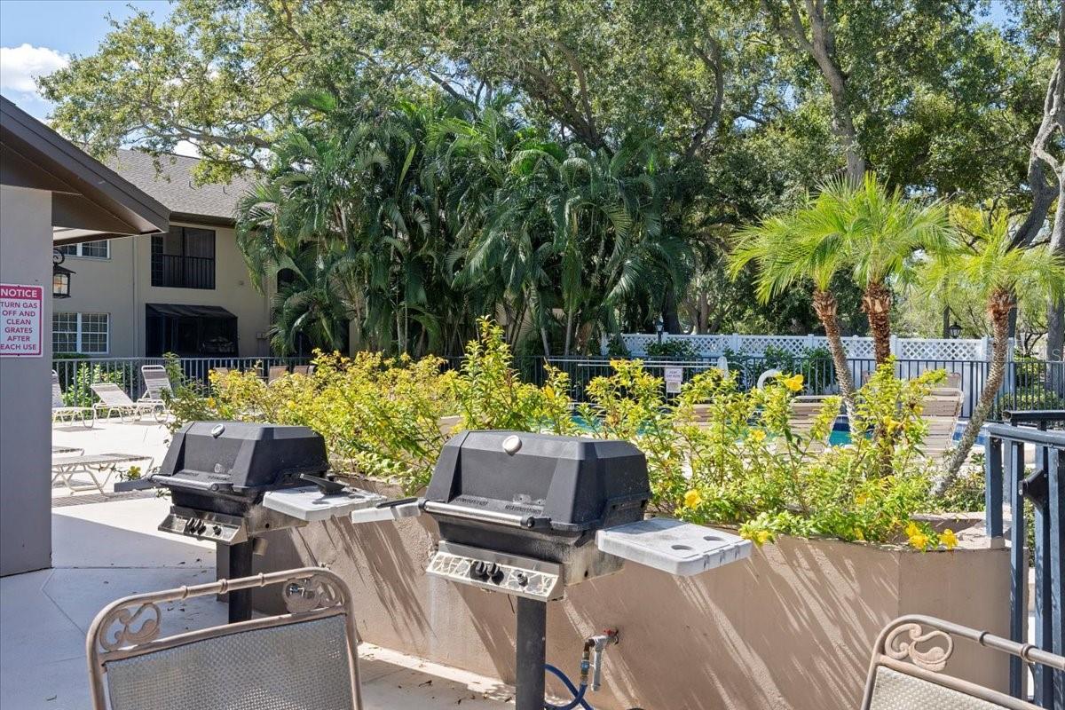 BAY OAKS CONDO - Residential