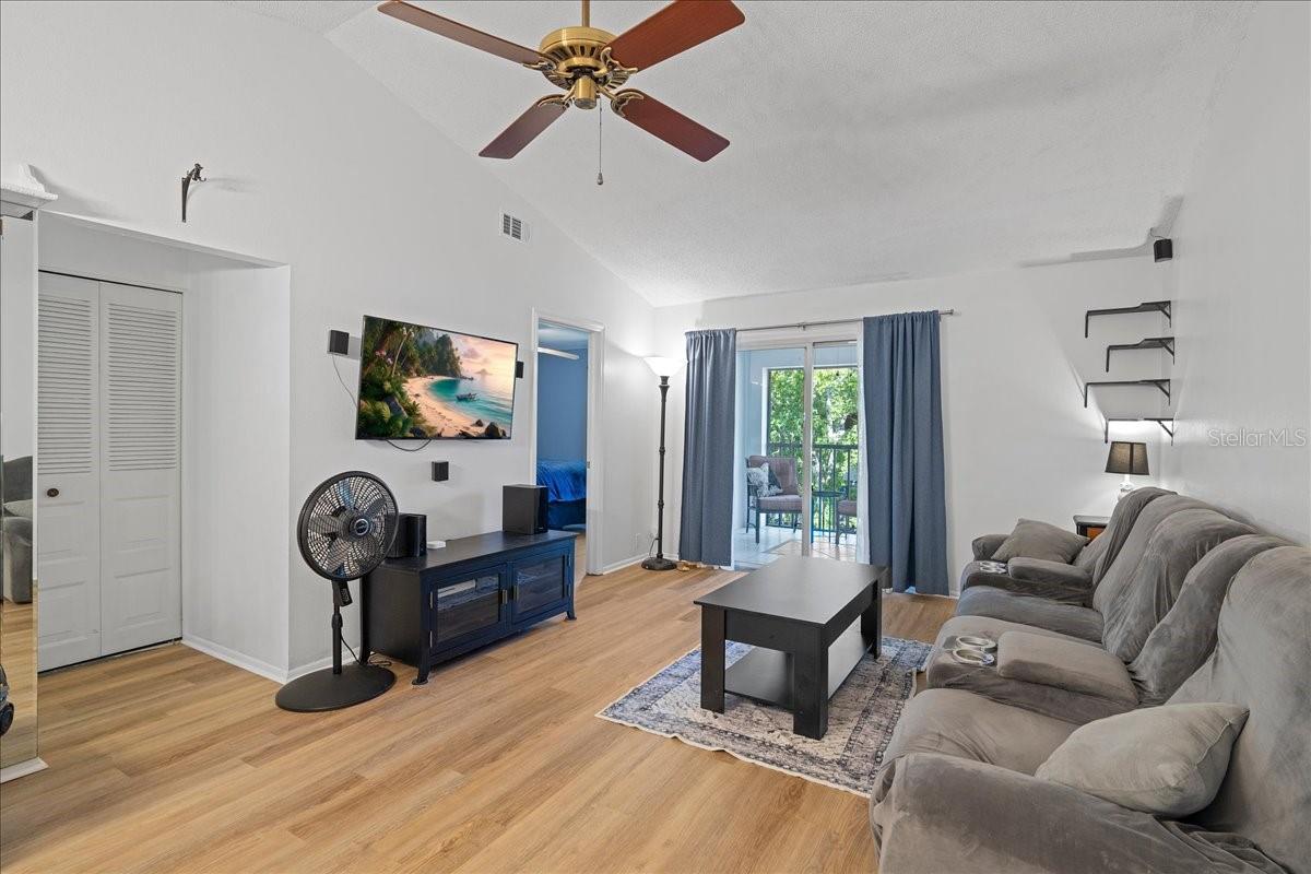 BAY OAKS CONDO - Residential