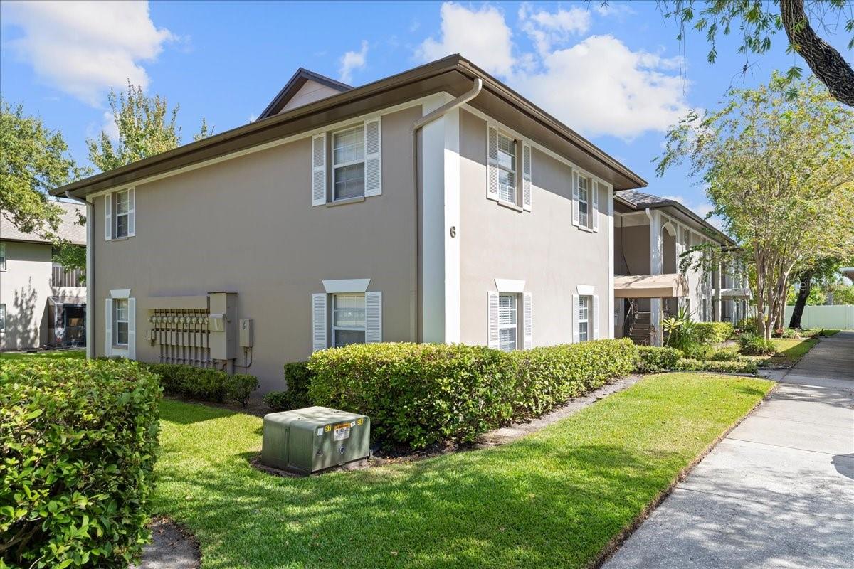 BAY OAKS CONDO - Residential