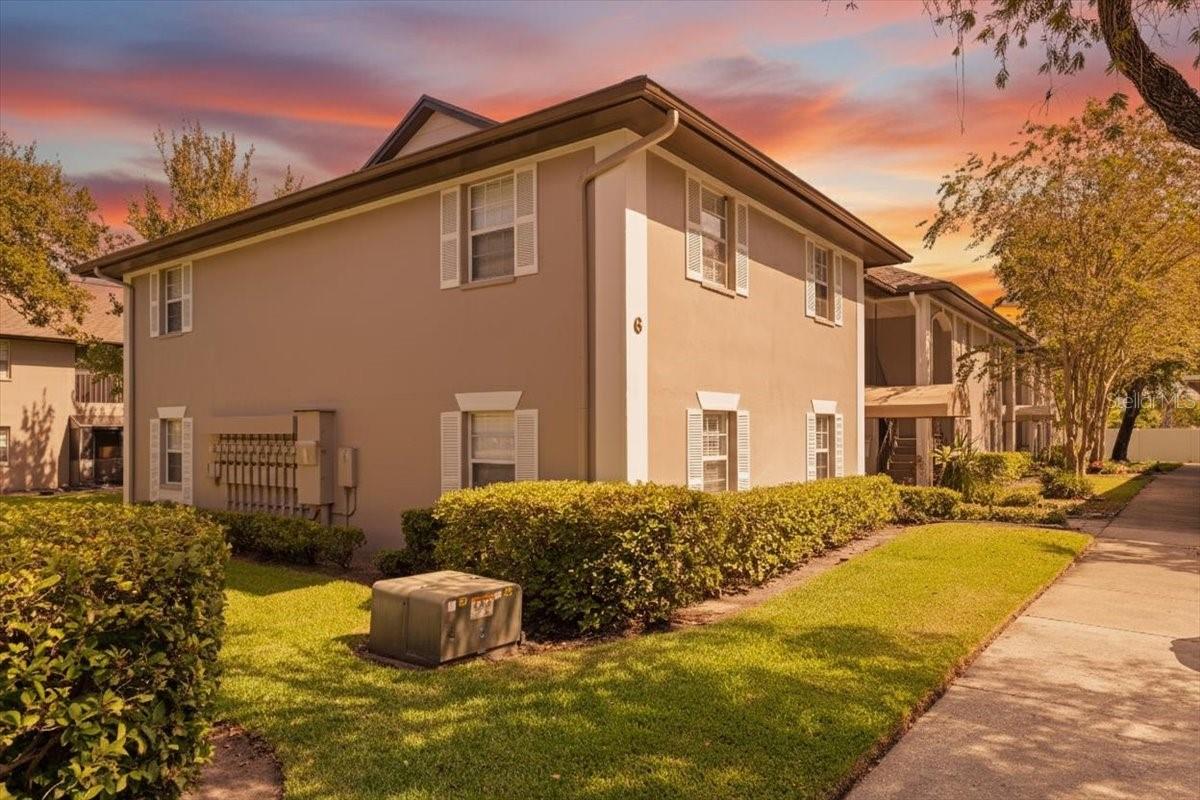 BAY OAKS CONDO - Residential