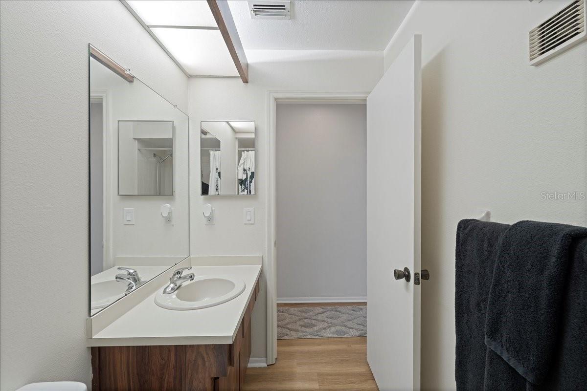 BAY OAKS CONDO - Residential