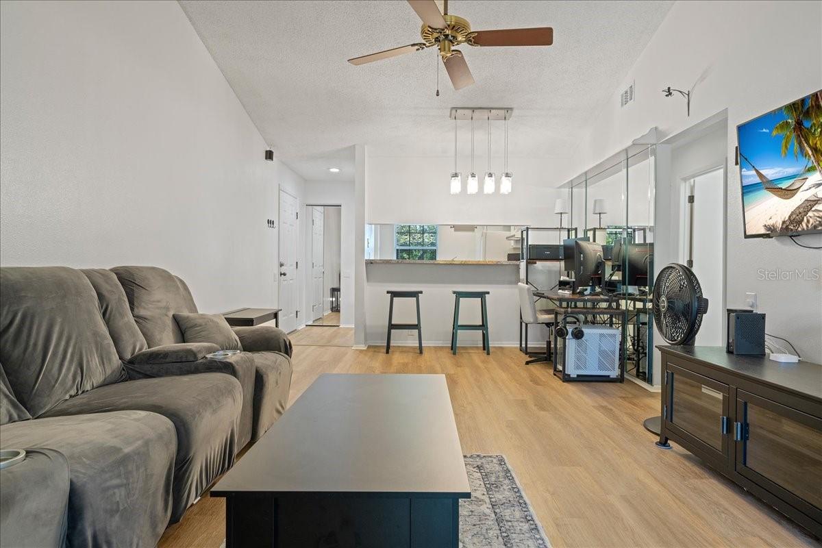 BAY OAKS CONDO - Residential