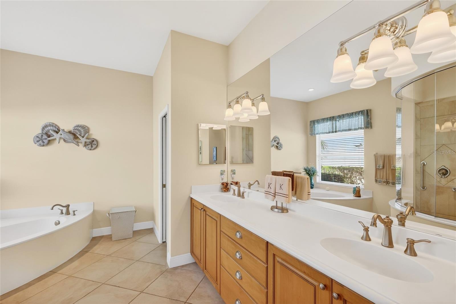 WISTERIA PARK - Residential