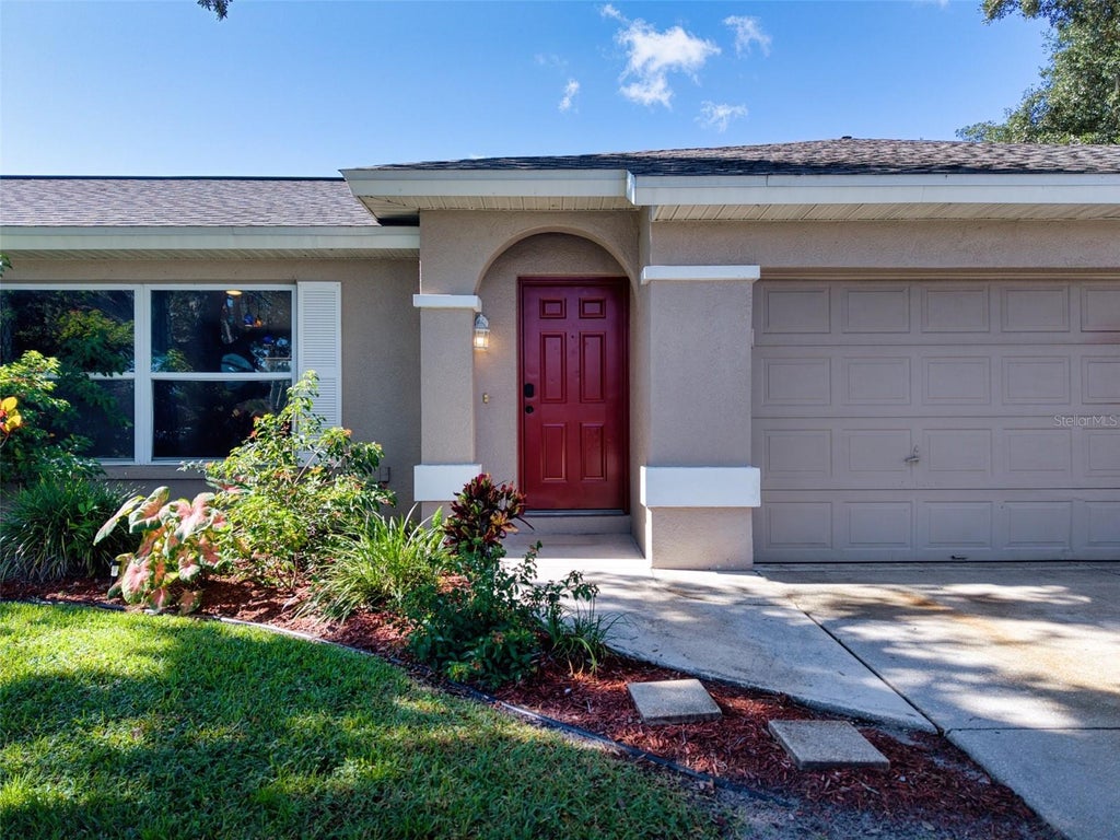 Photo of 6305 61st Street E, Palmetto, FL 34221 (MLS # A4703839)