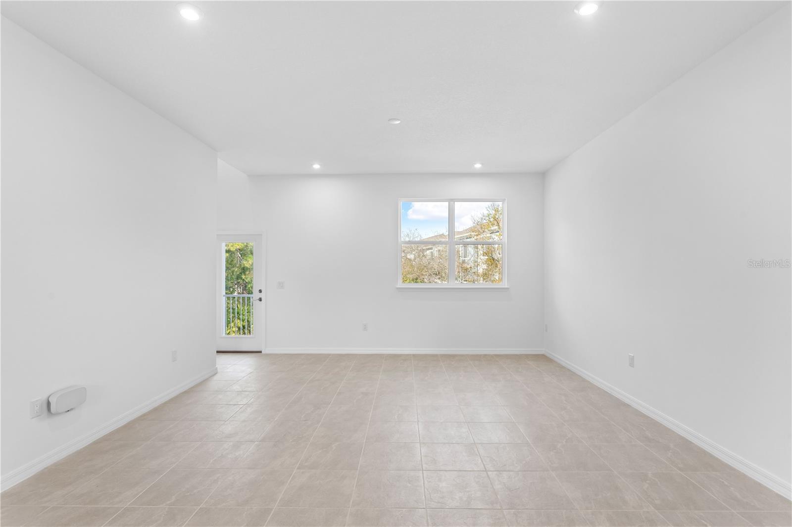 WESTCHASE STATION TOWNHOMES - Residential