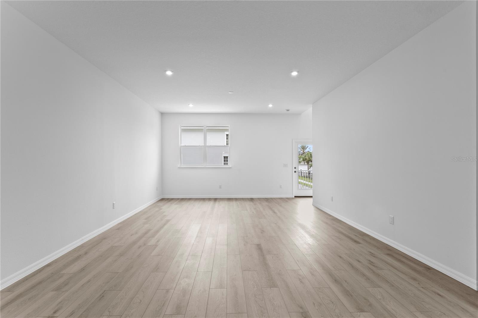 WESTCHASE STATION TOWNHOMES - Residential