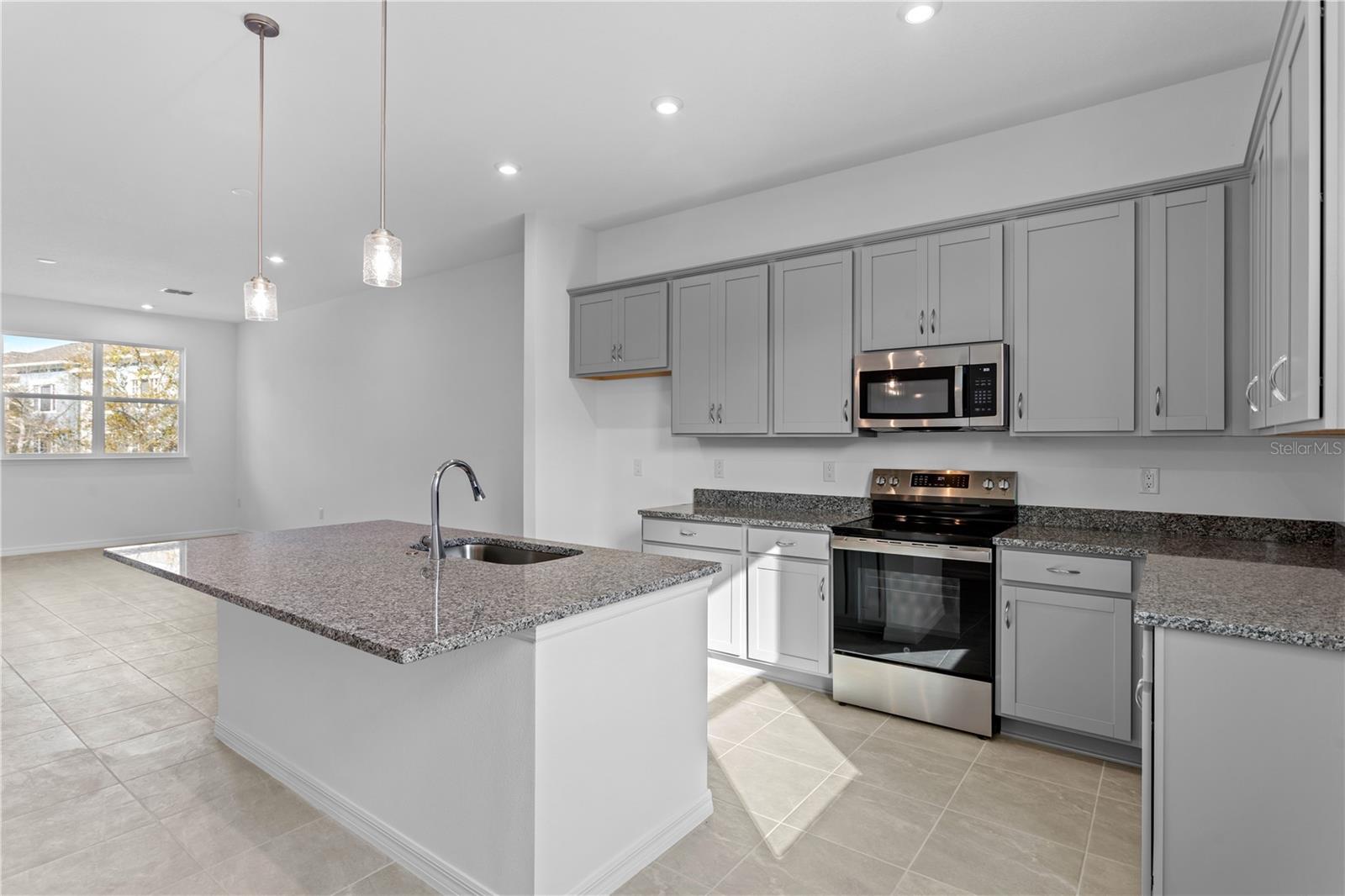 WESTCHASE STATION TOWNHOMES - Residential