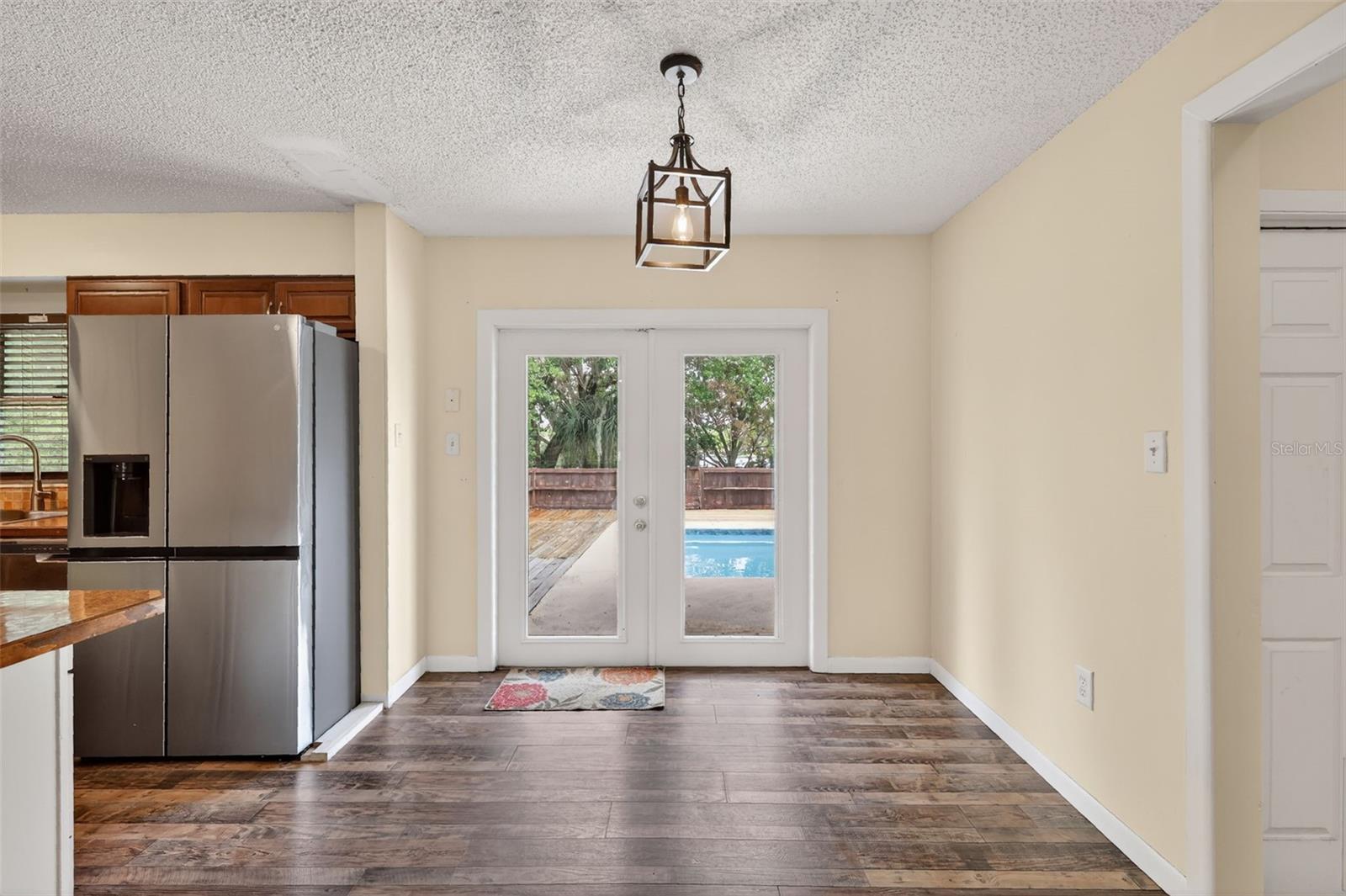 FRUITLAND PARK MIRROR LAKE ESTATES - Residential