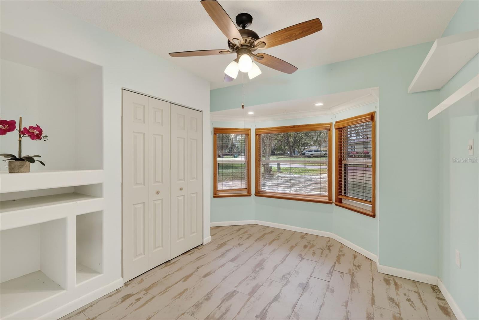 FRUITLAND PARK MIRROR LAKE ESTATES - Residential