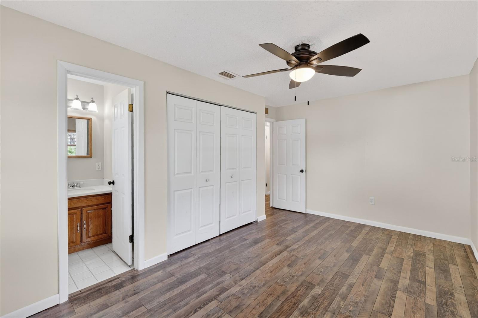 FRUITLAND PARK MIRROR LAKE ESTATES - Residential