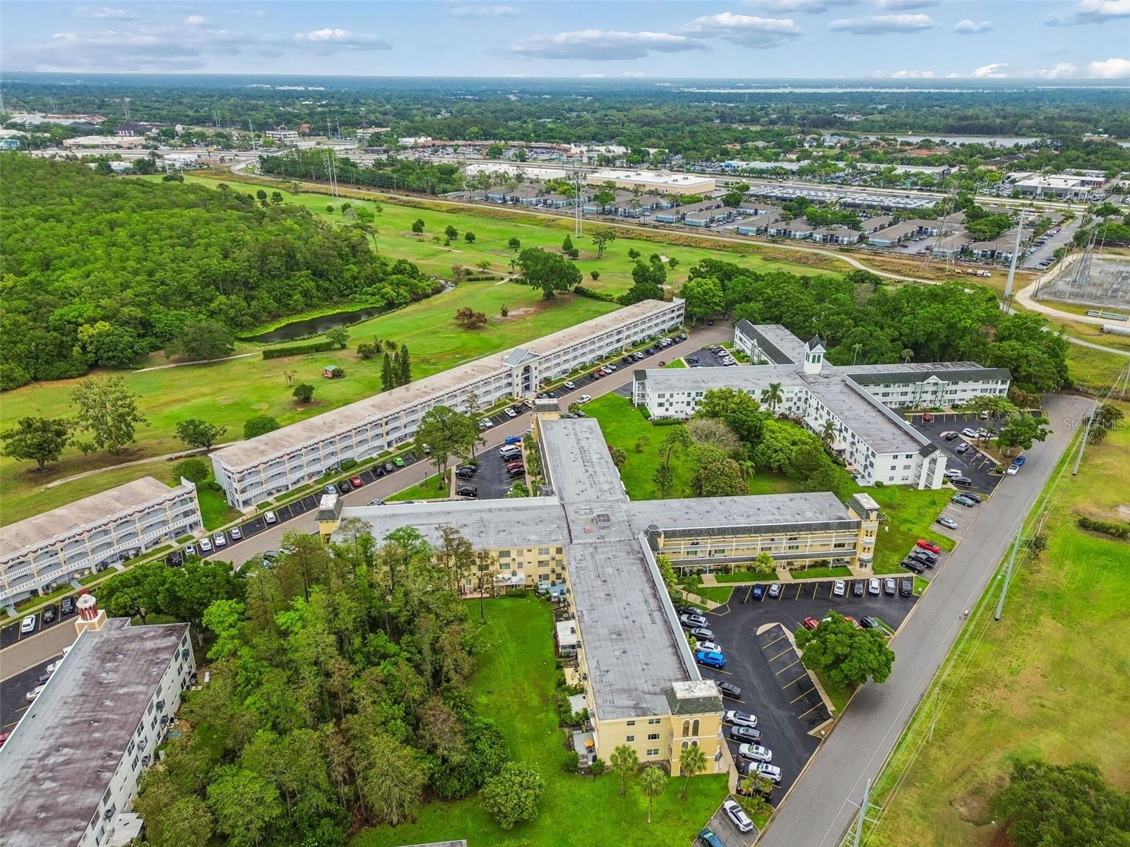 ON TOP OF THE WORLD - Residential