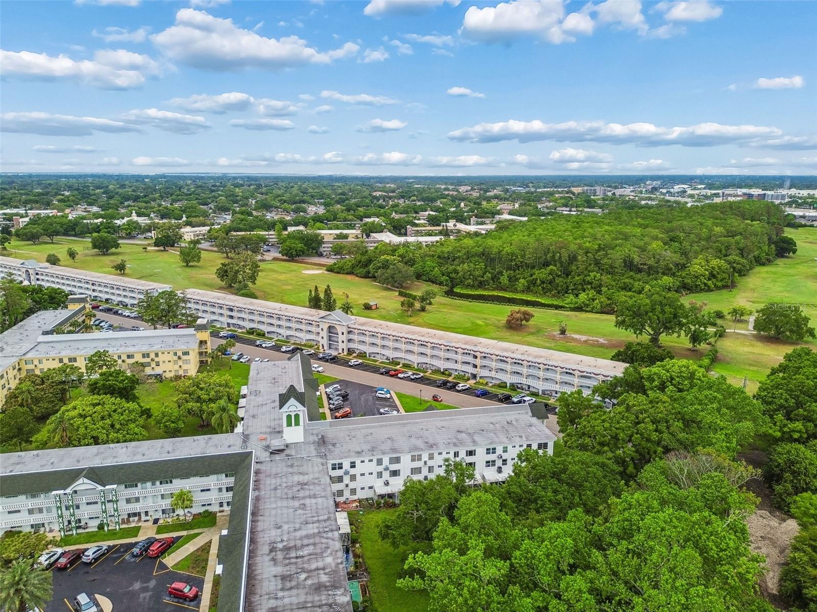 ON TOP OF THE WORLD - Residential
