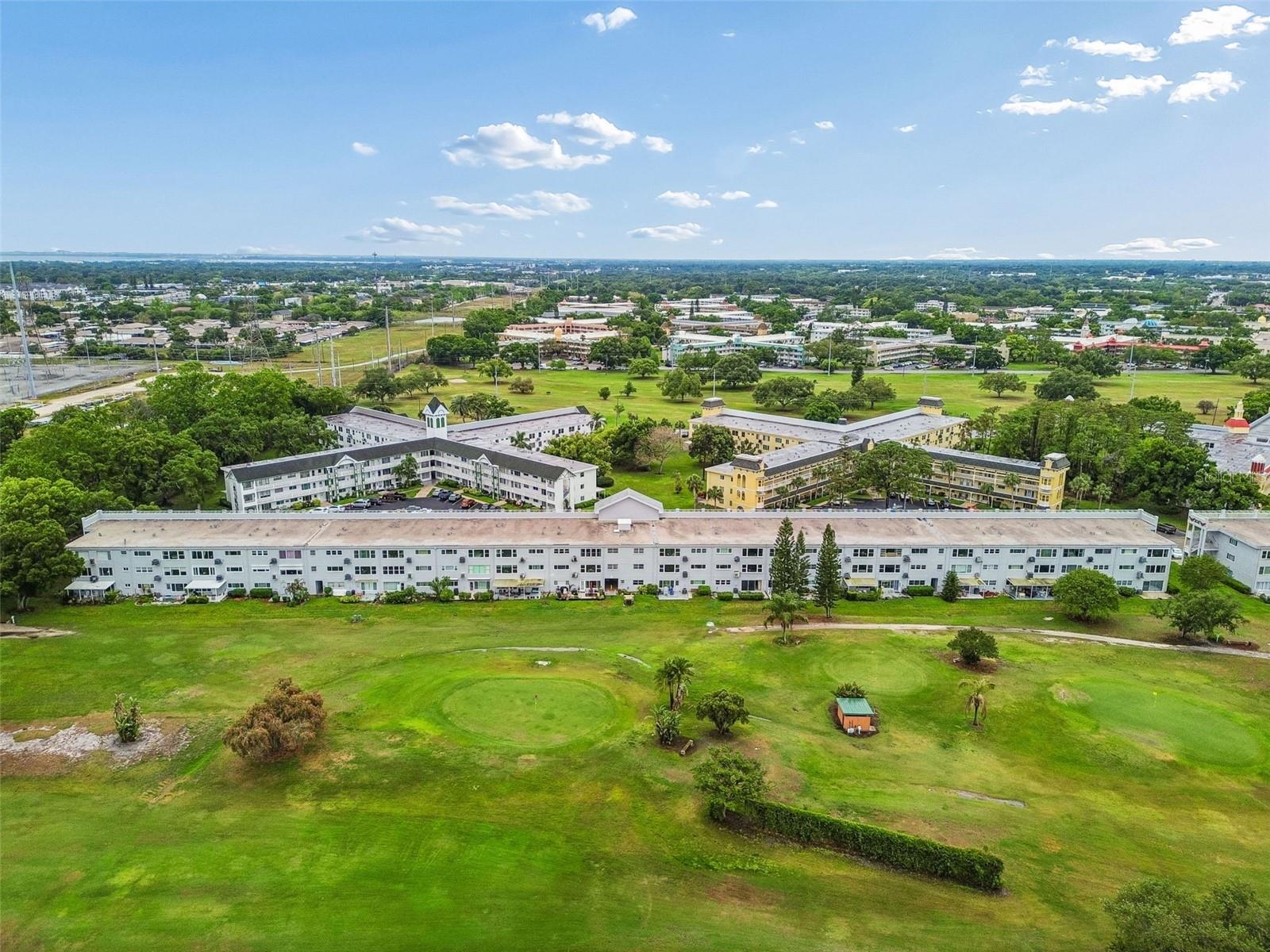 ON TOP OF THE WORLD - Residential