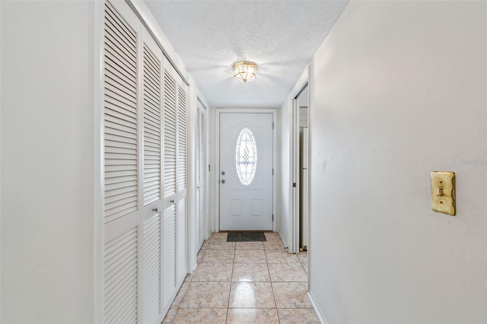 ON TOP OF THE WORLD - Residential