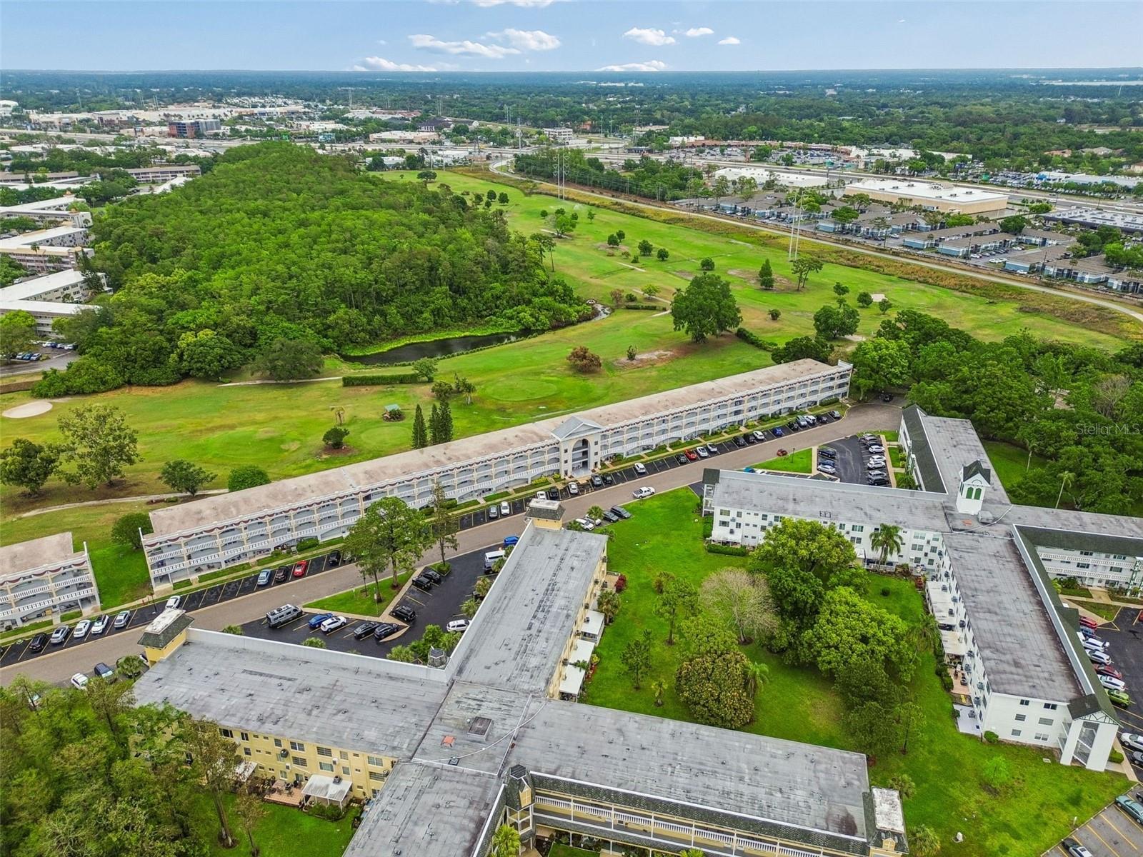 ON TOP OF THE WORLD - Residential