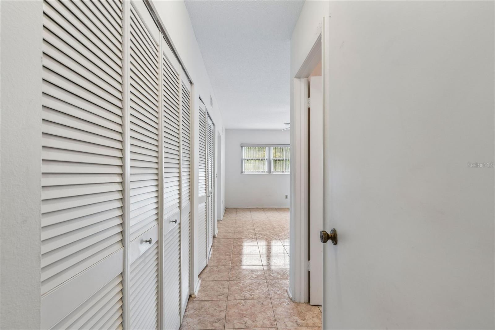 ON TOP OF THE WORLD - Residential