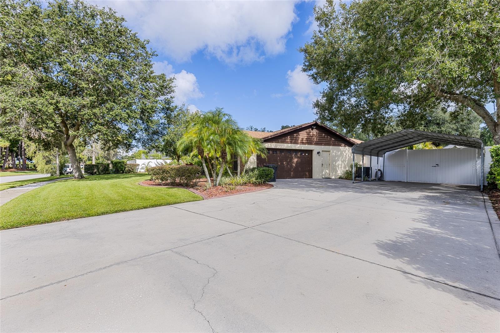 617 GLENVIEW DRIVE