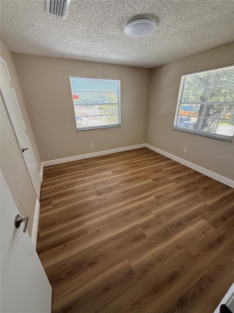 MARYLAND MANOR REV - Residential Lease