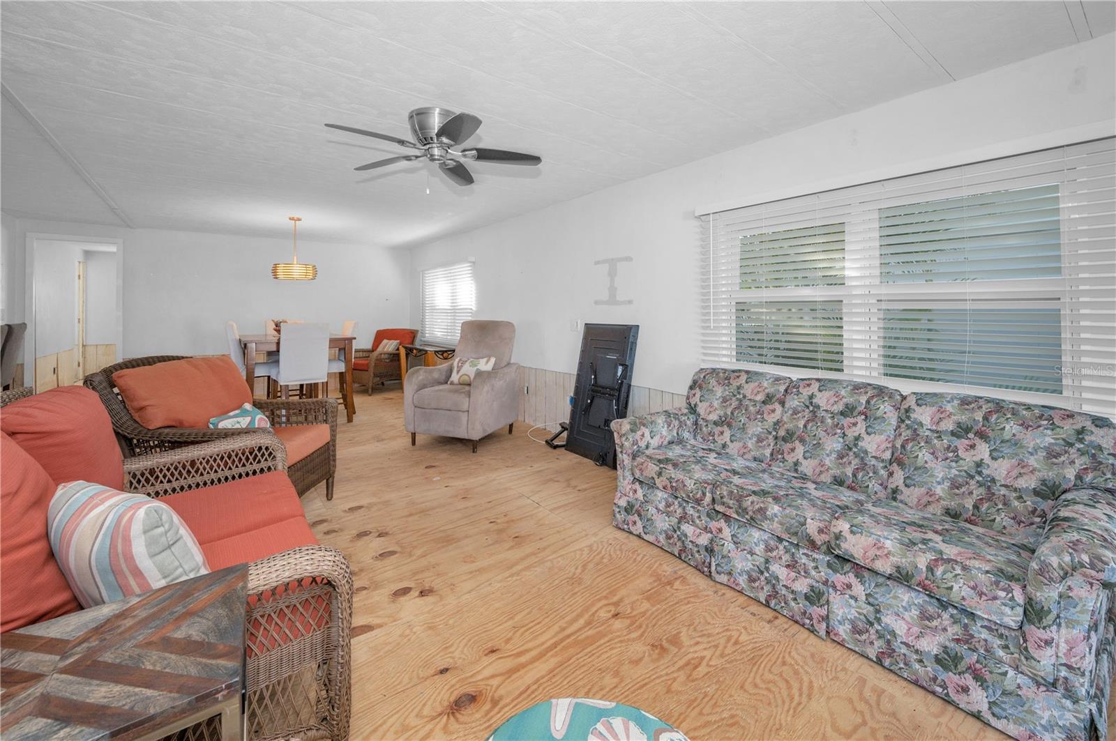 SEA HORSE MOBILE HOME PARK CONDO - Residential