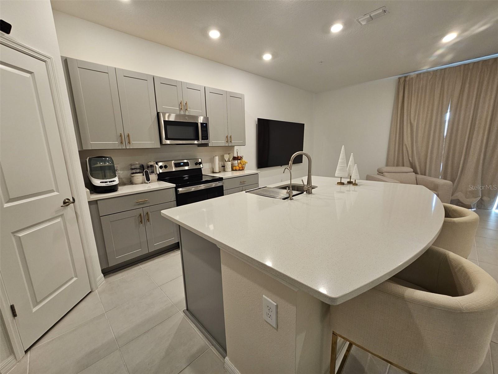 ANTHEM PARK TR M REP - Residential